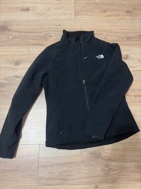 The North Face Women's Black Softshell Utility Jacket